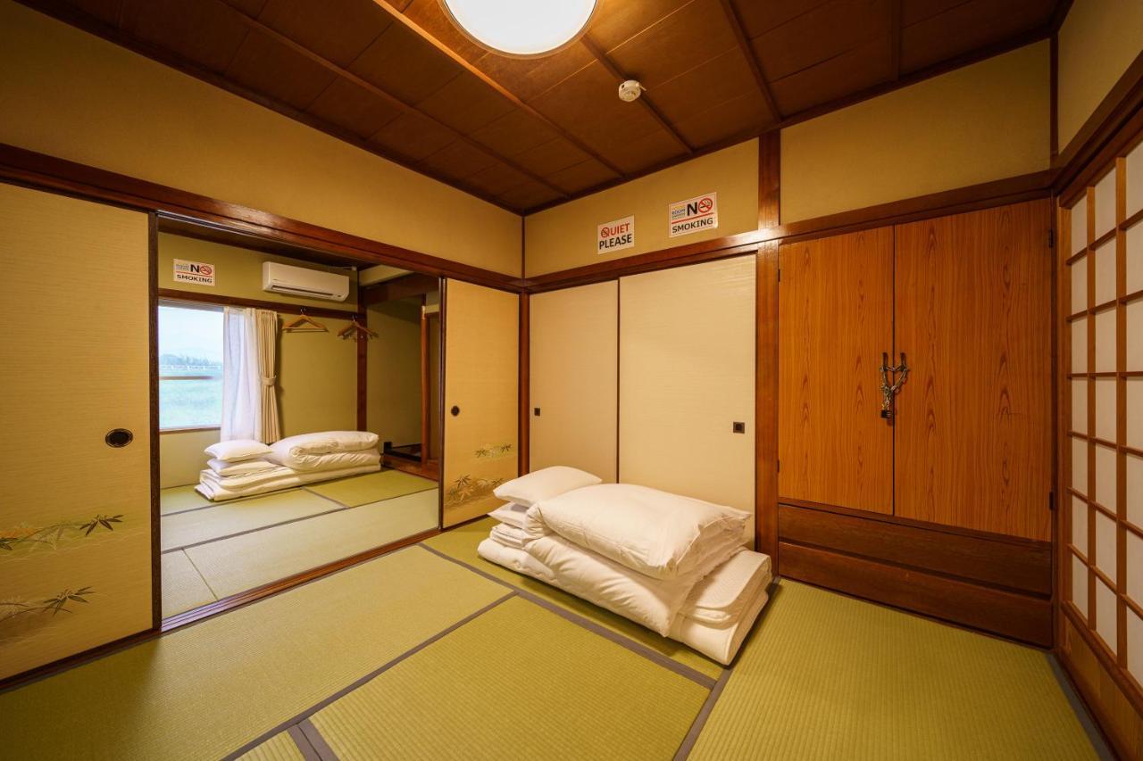 Yufu-No-Yu Shiki Iyashi Villa Екстериор снимка